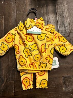 Disney Yellow Winnie the Pooh Infant Top & Leggings Set with Bow